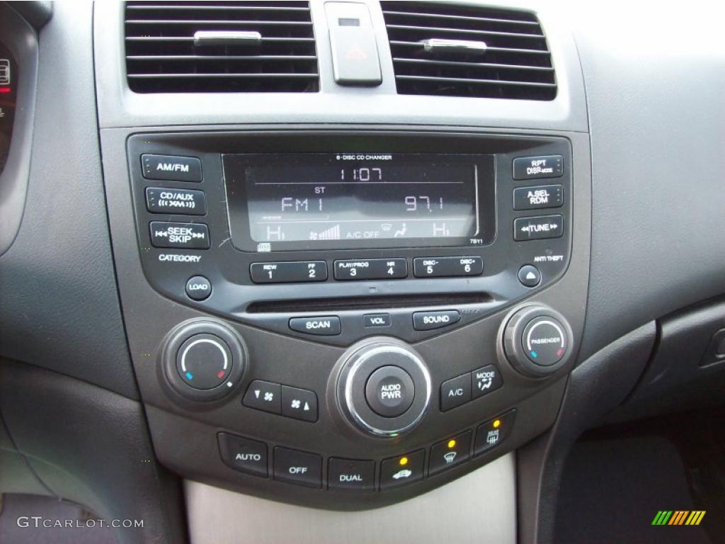 2005 Accord EX V6 Coupe - Satin Silver Metallic / Black photo #16