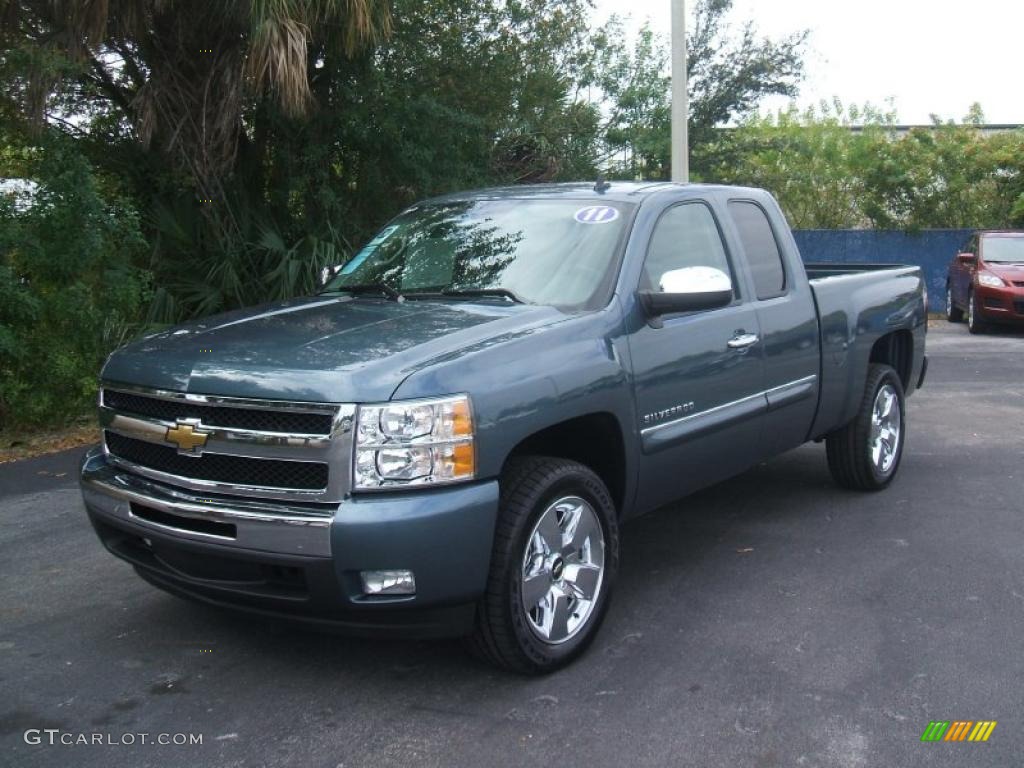 2011 Silverado 1500 LT Extended Cab - Blue Granite Metallic / Light Cashmere/Ebony photo #1
