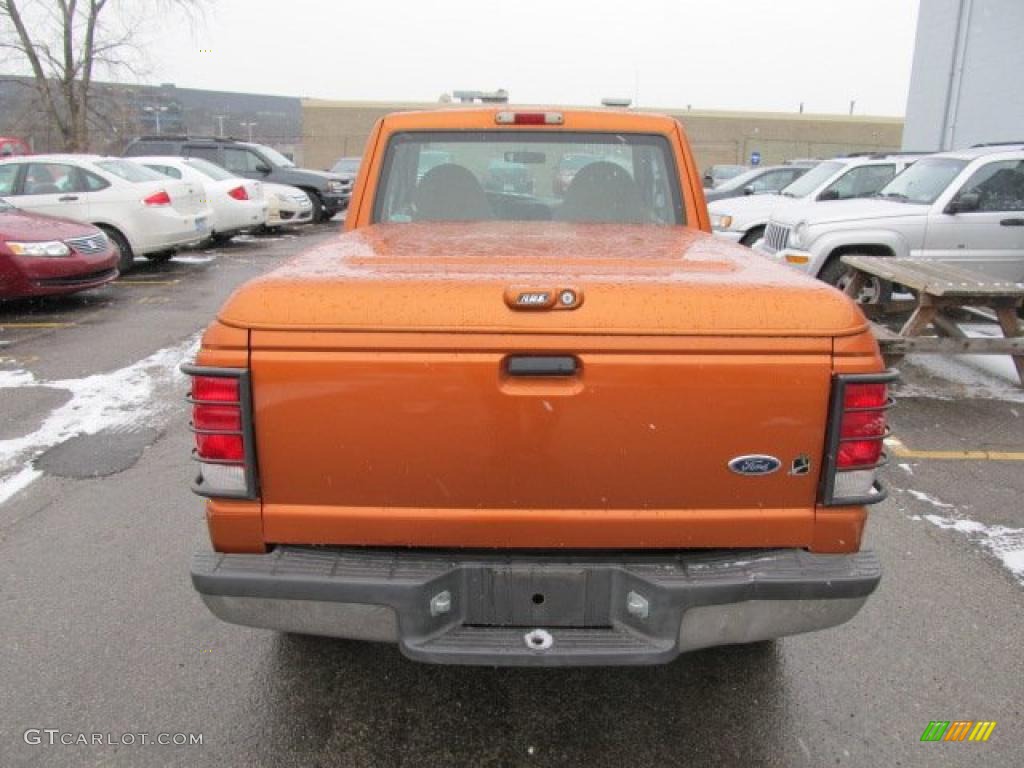 2000 Ranger XLT SuperCab 4x4 - Mandarin Gold Metallic / Medium Prairie Tan photo #4