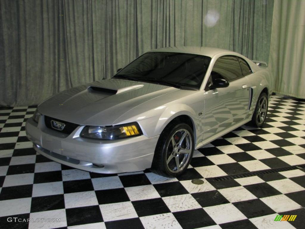 2003 Mustang GT Coupe - Silver Metallic / Dark Charcoal photo #2