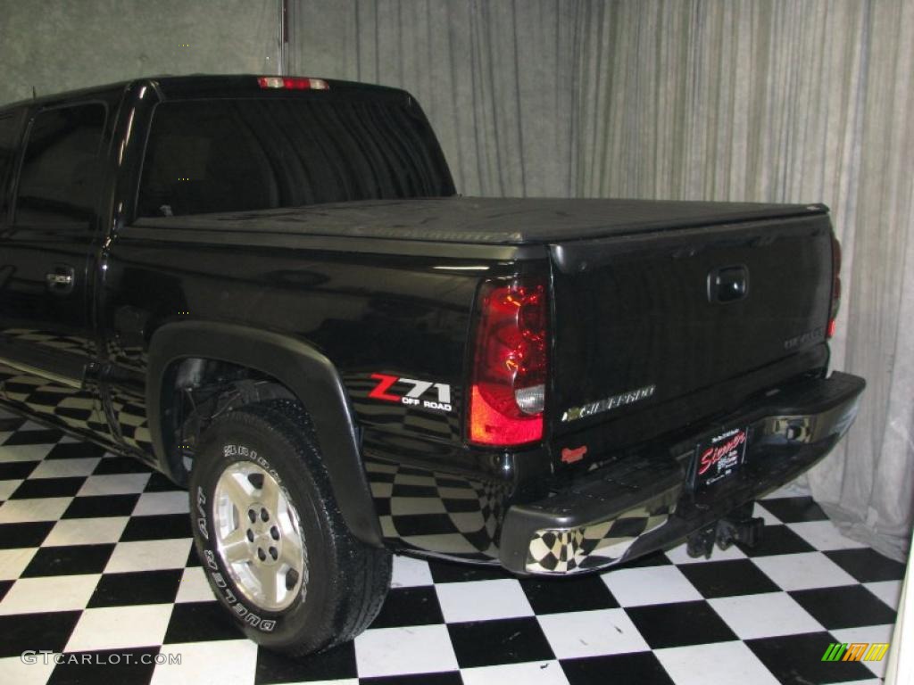 2004 Silverado 1500 Z71 Crew Cab 4x4 - Black / Dark Charcoal photo #4