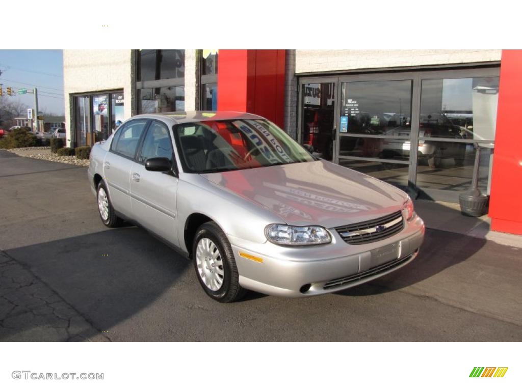 Galaxy Silver Metallic 2005 Chevrolet Classic Standard Classic Model Exterior Photo #42592334