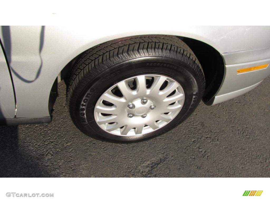 2005 Chevrolet Classic Standard Classic Model Wheel Photo #42592394
