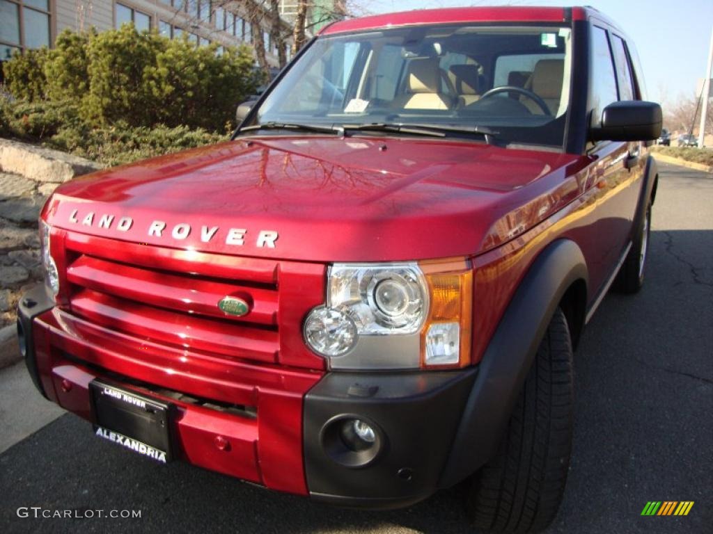 Rimini Red Metallic Land Rover LR3