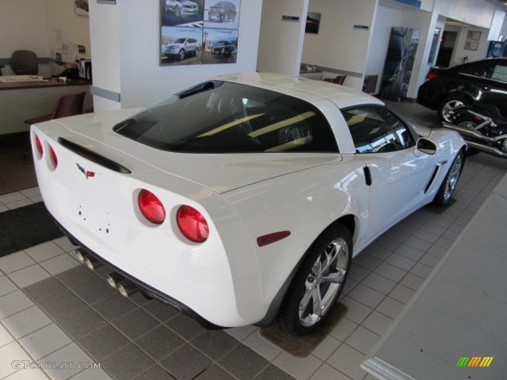 2011 Corvette Grand Sport Coupe - Arctic White / Red photo #9