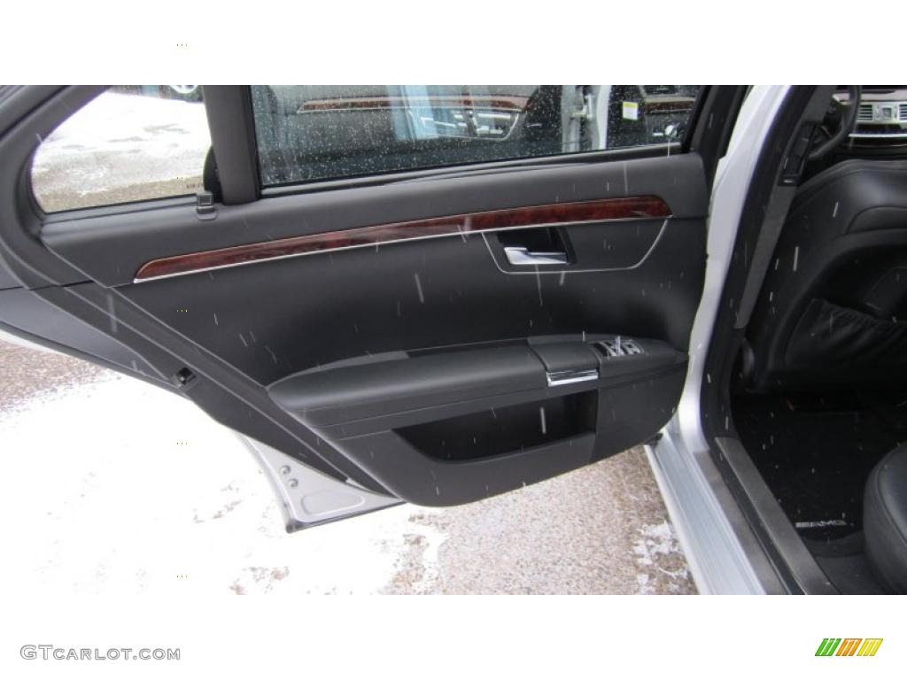 2008 Mercedes-Benz S 63 AMG Sedan Black Door Panel Photo #42602720