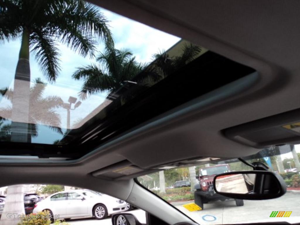 2005 Mazda RX-8 Sport Sunroof Photos