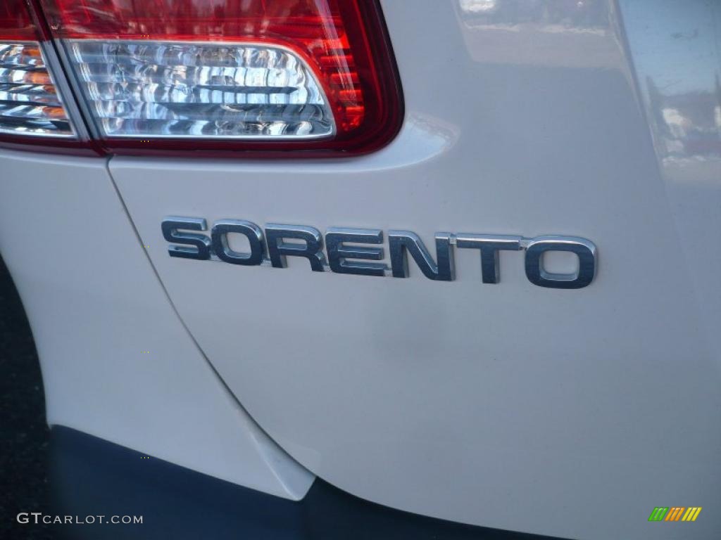 2011 Sorento LX V6 AWD - White Sand Beige / Beige photo #12