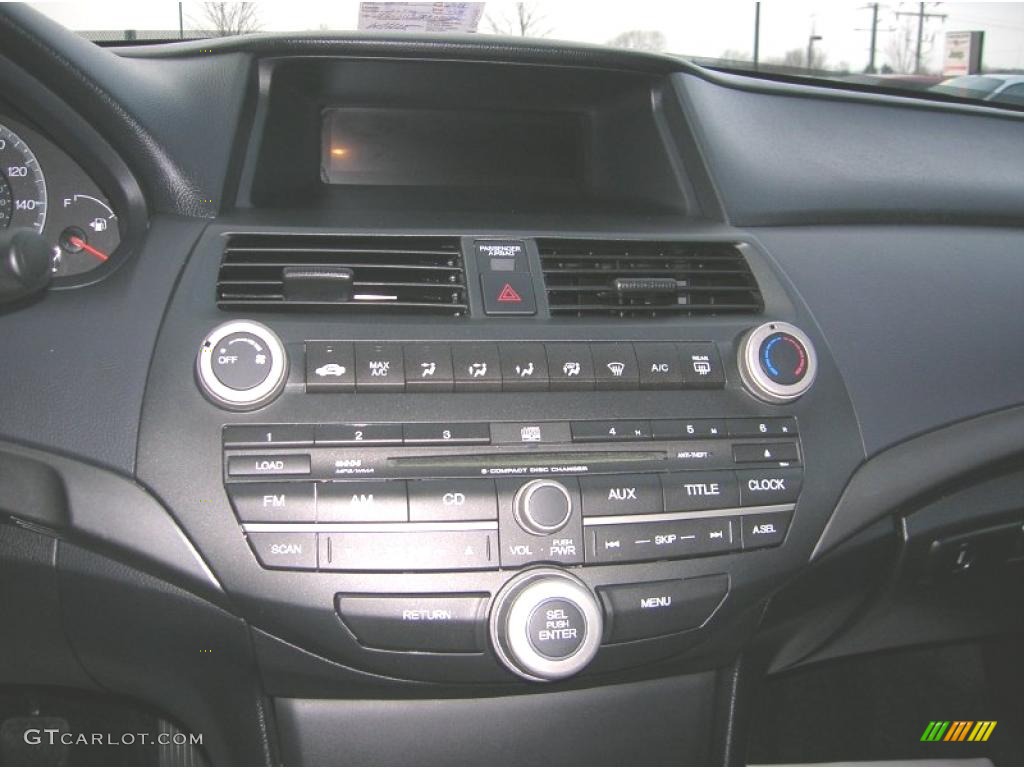 2008 Honda Accord LX-S Coupe Controls Photo #42608016