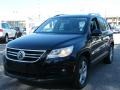 Deep Black Metallic - Tiguan Wolfsburg Edition 4Motion Photo No. 1