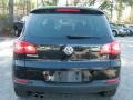 Deep Black Metallic - Tiguan Wolfsburg Edition 4Motion Photo No. 4