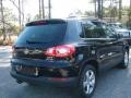 Deep Black Metallic - Tiguan Wolfsburg Edition 4Motion Photo No. 5