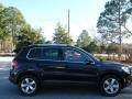Deep Black Metallic - Tiguan Wolfsburg Edition 4Motion Photo No. 6