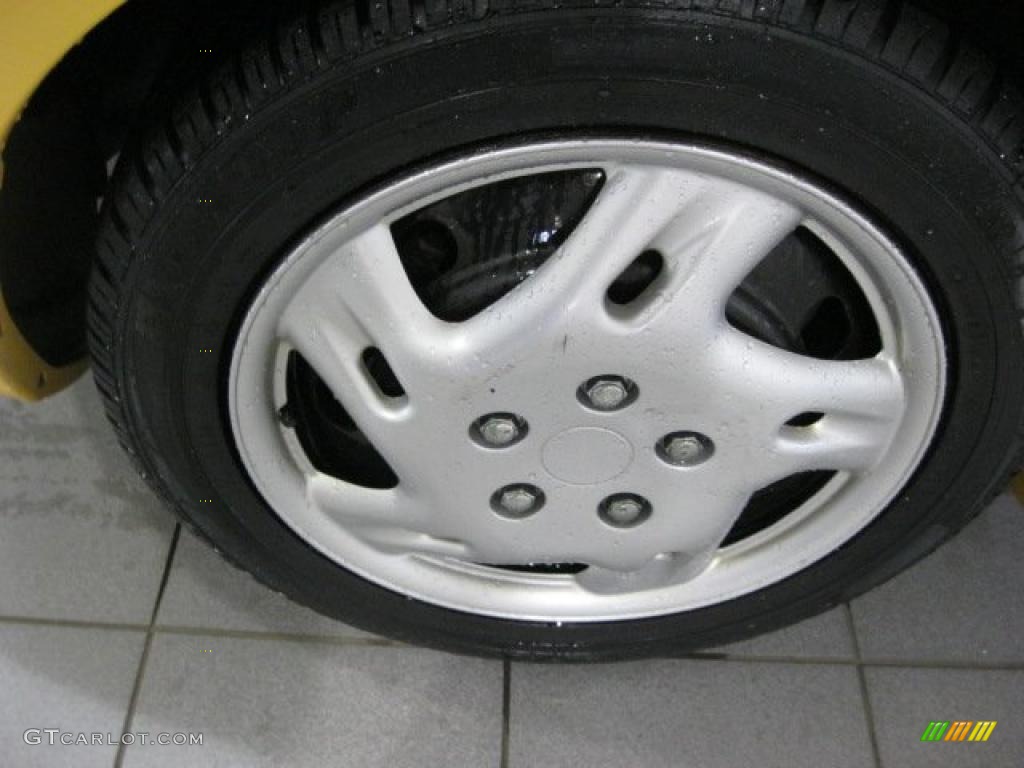 2004 Mazda MAZDA3 s Hatchback Wheel Photo #42612552