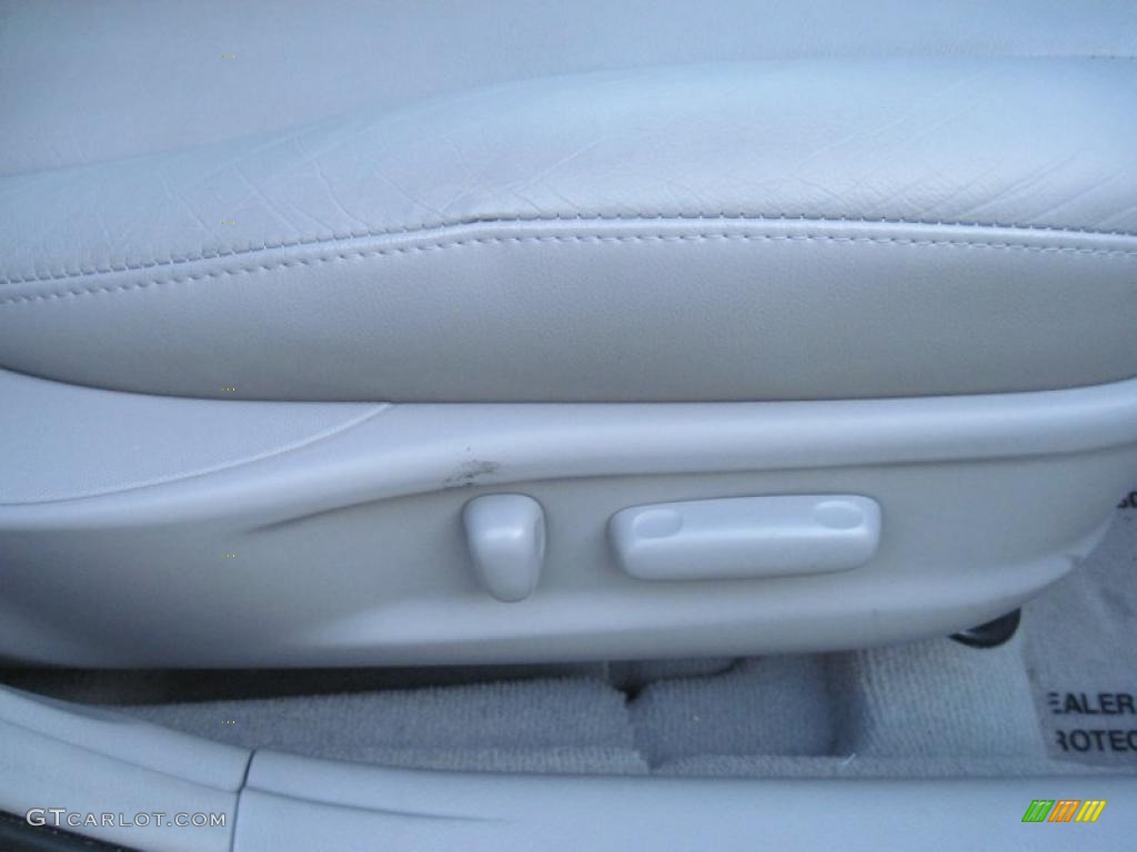 2007 Camry XLE V6 - Black / Ash photo #17