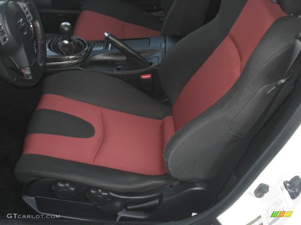 NISMO Black/Red Interior 2008 Nissan 350Z NISMO Coupe Photo #42614712
