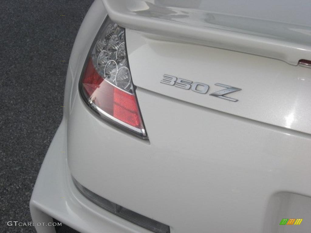 2008 Nissan 350Z NISMO Coupe Marks and Logos Photo #42615144