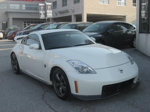 2008 Nissan 350Z NISMO Coupe Data, Info and Specs