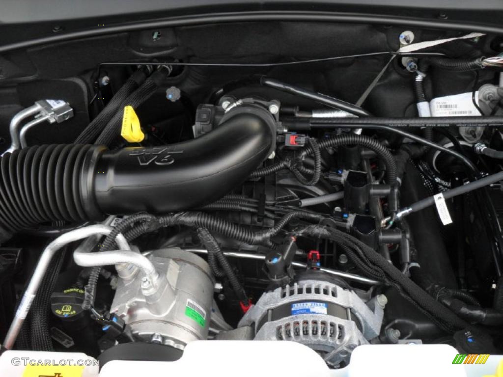2011 Dodge Nitro Heat 3.7 Liter SOHC 12-Valve V6 Engine Photo #42618478