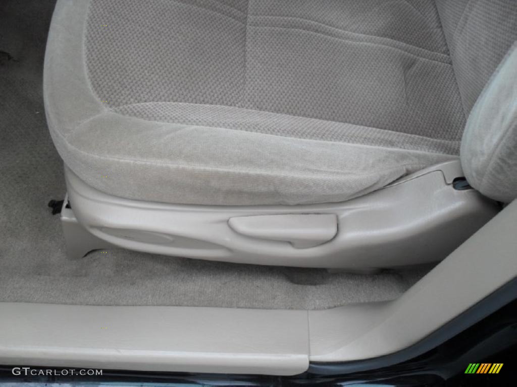 1998 Taurus SE - Black / Medium Prairie Tan photo #7