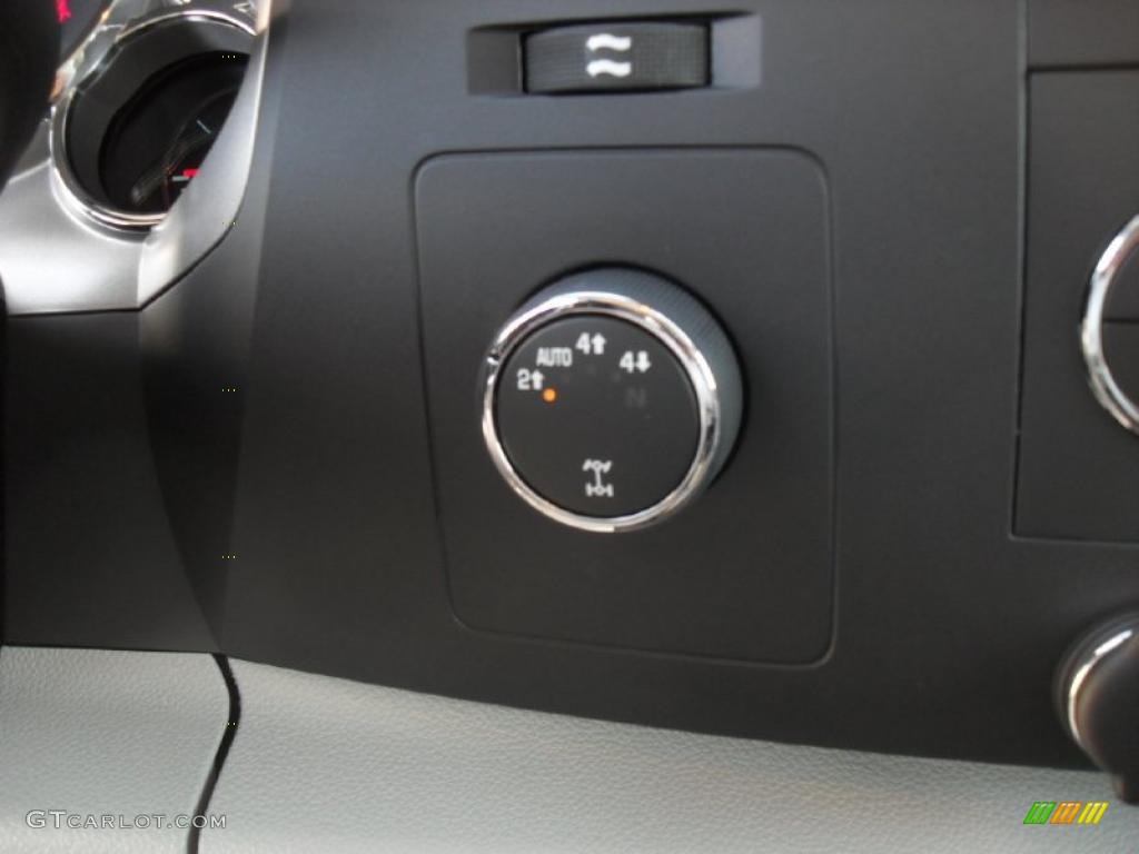 2011 Silverado 1500 LT Extended Cab 4x4 - Sheer Silver Metallic / Light Titanium/Ebony photo #12
