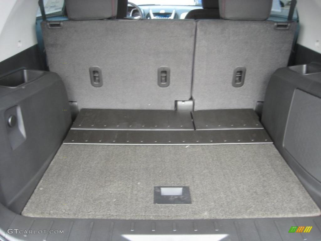 2011 Chevrolet Equinox LT Trunk Photo #42627112