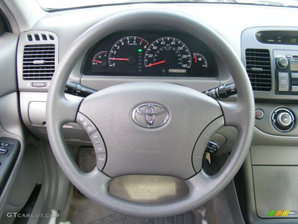 2005 Camry LE - Sky Blue Pearl / Gray photo #16