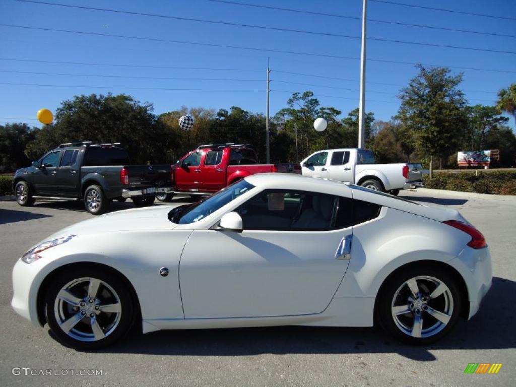 2009 370Z Touring Coupe - Pearl White / Gray Leather photo #2
