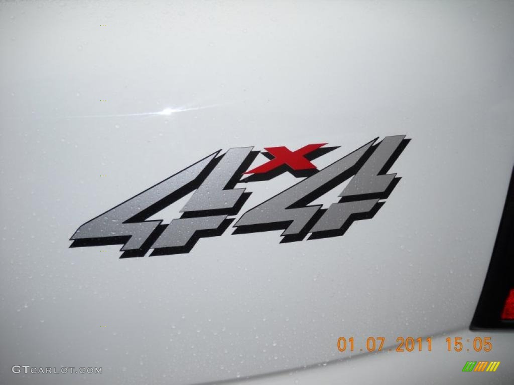 2007 GMC Sierra 3500HD SLE Crew Cab 4x4 Dually Marks and Logos Photo #42637348