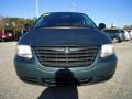 2006 Magnesium Pearl Chrysler Town & Country   photo #20