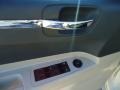 2005 Cool Vanilla Chrysler 300 Touring  photo #28