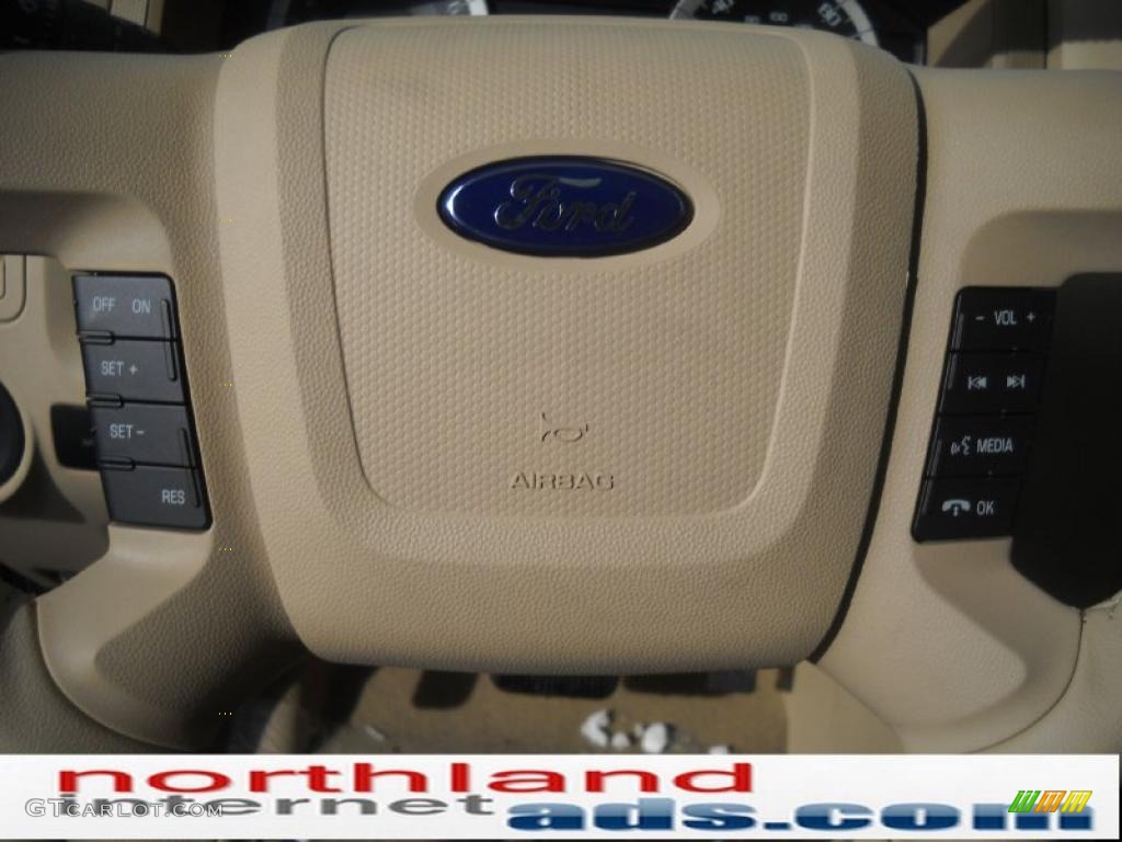 2011 Escape XLT V6 4WD - White Suede / Camel photo #19