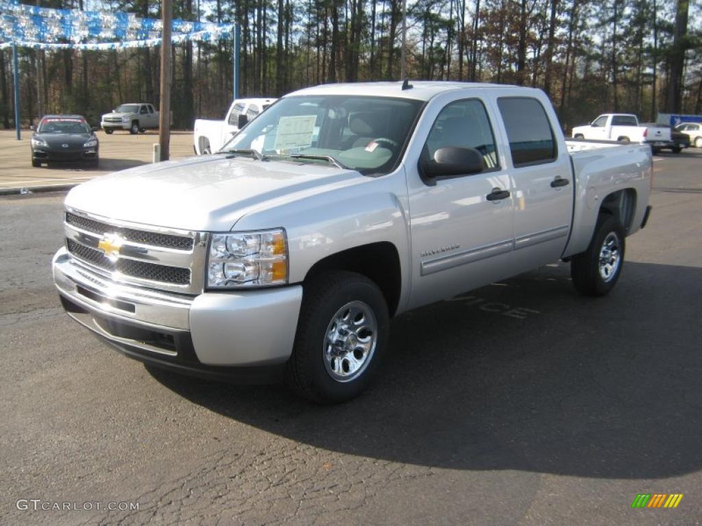 2011 Silverado 1500 LS Crew Cab - Sheer Silver Metallic / Dark Titanium photo #1