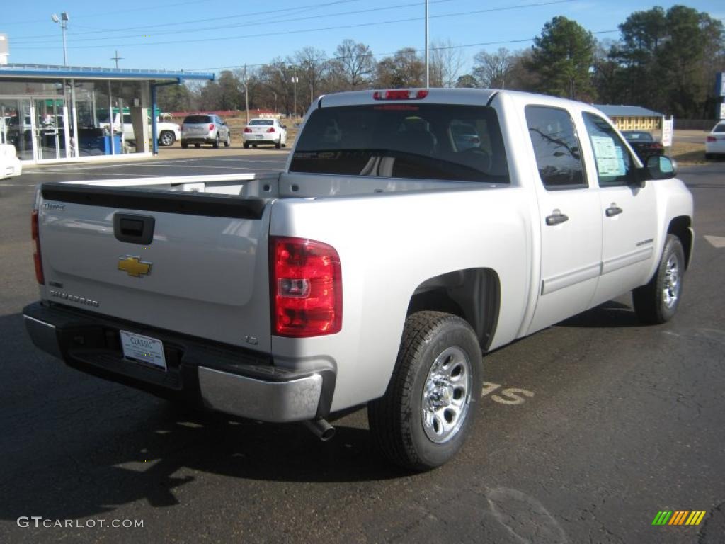 2011 Silverado 1500 LS Crew Cab - Sheer Silver Metallic / Dark Titanium photo #5