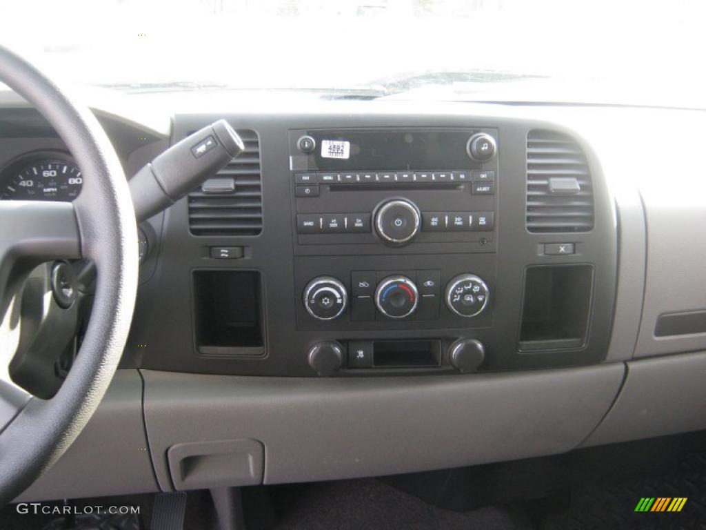 2011 Silverado 1500 LS Crew Cab - Sheer Silver Metallic / Dark Titanium photo #9