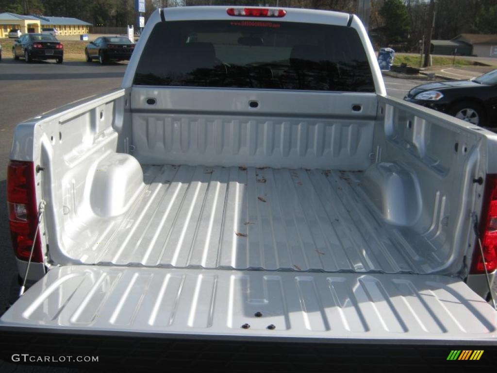 2011 Silverado 1500 LS Crew Cab - Sheer Silver Metallic / Dark Titanium photo #19