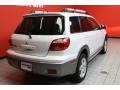 Diamond White Pearl - Outlander XLS Photo No. 3