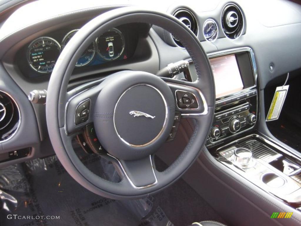 2011 Jaguar XJ XJ Steering Wheel Photos
