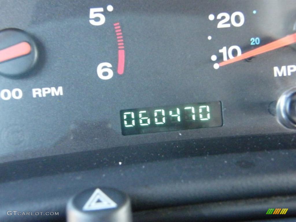 2004 Wrangler SE 4x4 - Bright Silver Metallic / Dark Slate Gray photo #25