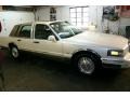 Ivory Pearl Tri-Coat 1996 Lincoln Town Car Signature