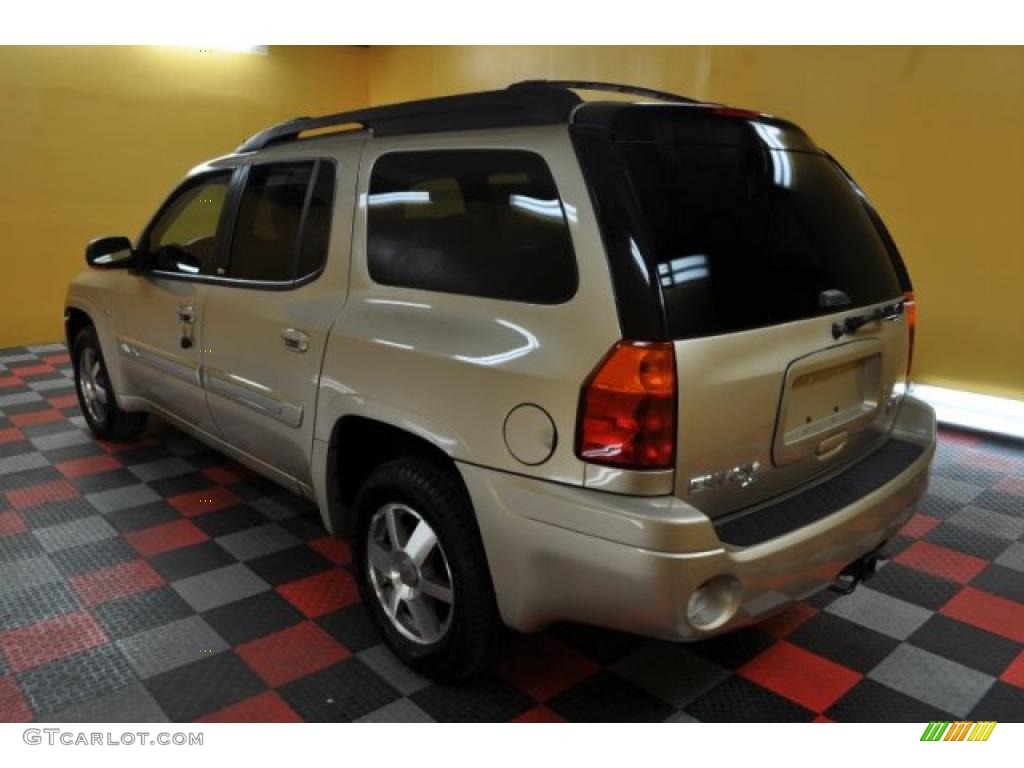 2005 Envoy XL SLT 4x4 - Sand Beige Metallic / Light Tan/Ebony photo #3