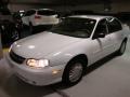 Summit White - Malibu Sedan Photo No. 2