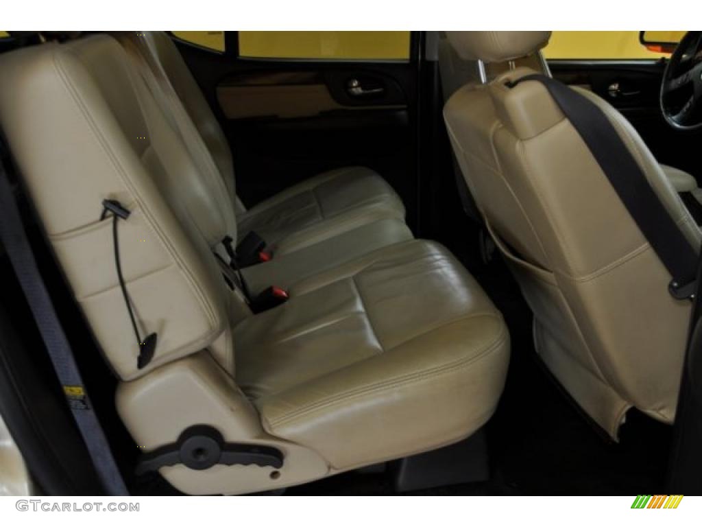 2005 Envoy XL SLT 4x4 - Sand Beige Metallic / Light Tan/Ebony photo #15