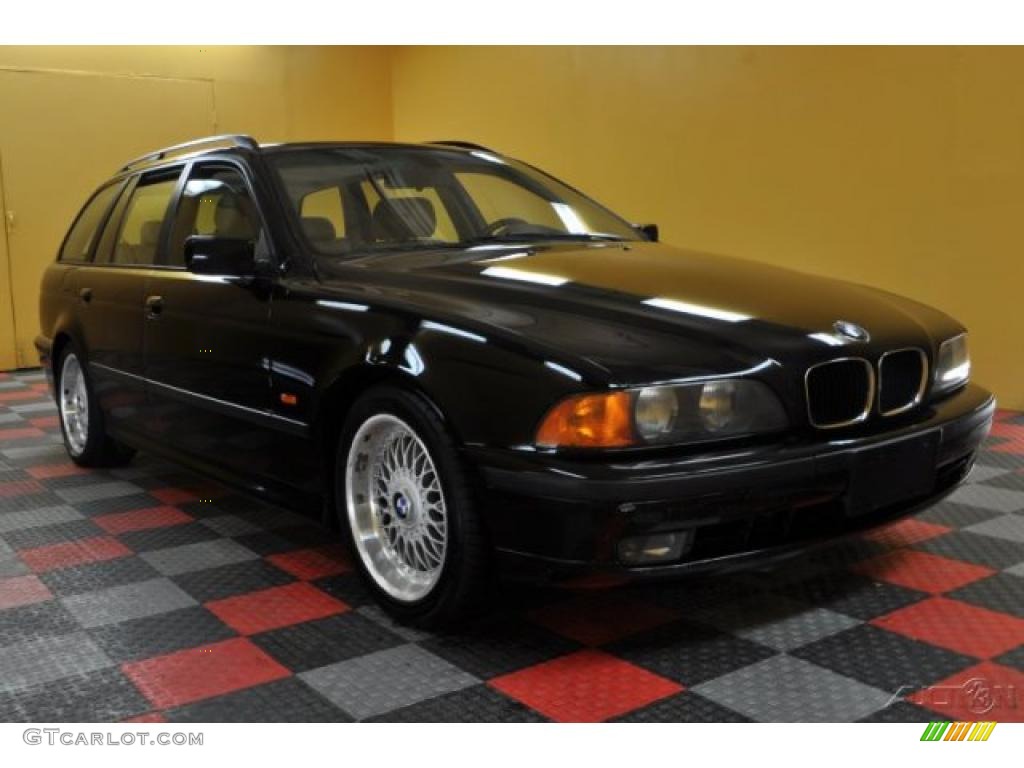 2000 5 Series 528i Wagon - Jet Black / Sand photo #1