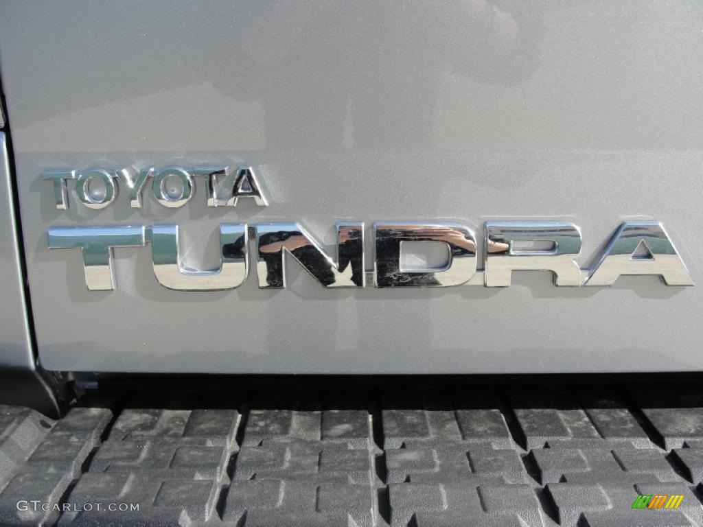 2011 Tundra Double Cab - Silver Sky Metallic / Graphite Gray photo #16