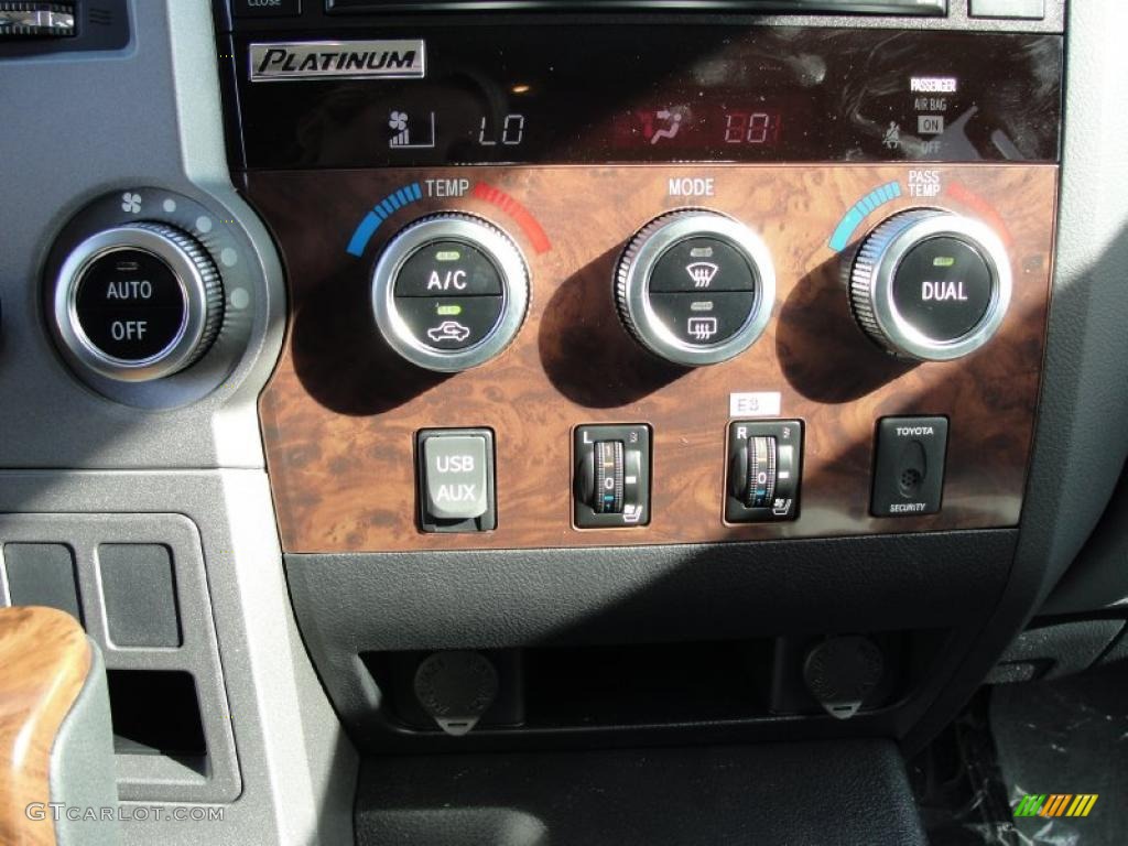2011 Toyota Tundra Platinum CrewMax Controls Photo #42660128