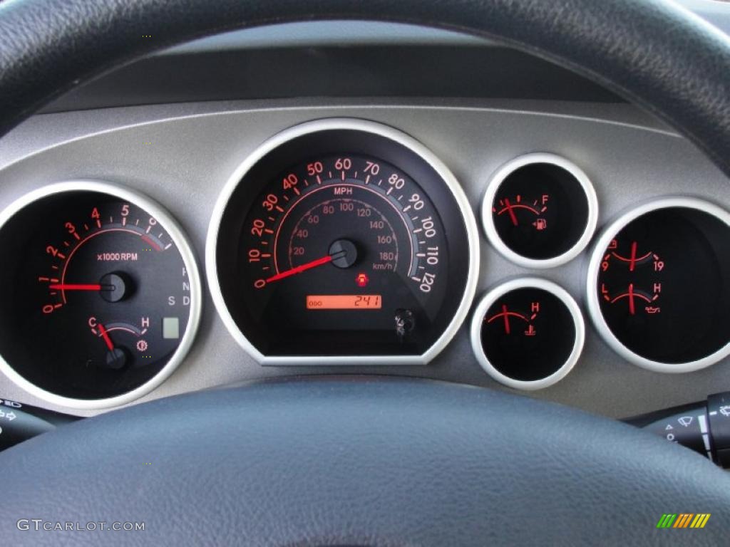 2011 Tundra Double Cab - Super White / Graphite Gray photo #33