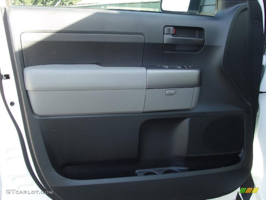 2011 Toyota Tundra CrewMax 4x4 Graphite Gray Door Panel Photo #42662226