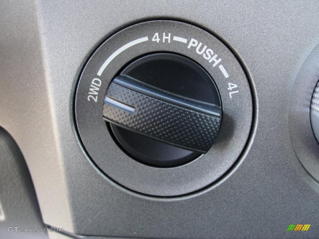2011 Toyota Tundra CrewMax 4x4 Controls Photo #42662351