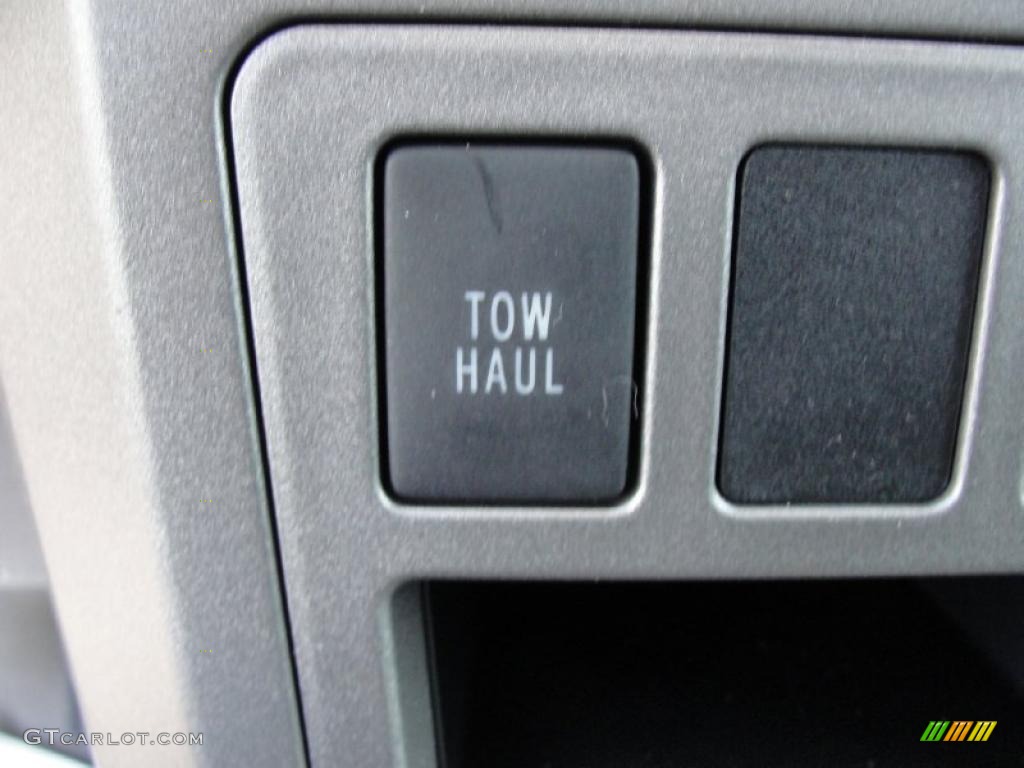 2011 Toyota Tundra CrewMax 4x4 Controls Photo #42662376
